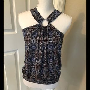 Shirt 👚 size M (never worn)